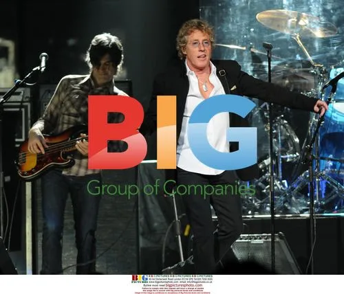 Roger Daltrey Performing at Bank Atlantic Center