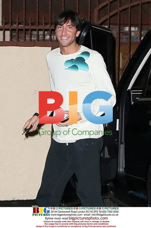 Evan Lysacek Leaves for Lunch in LA