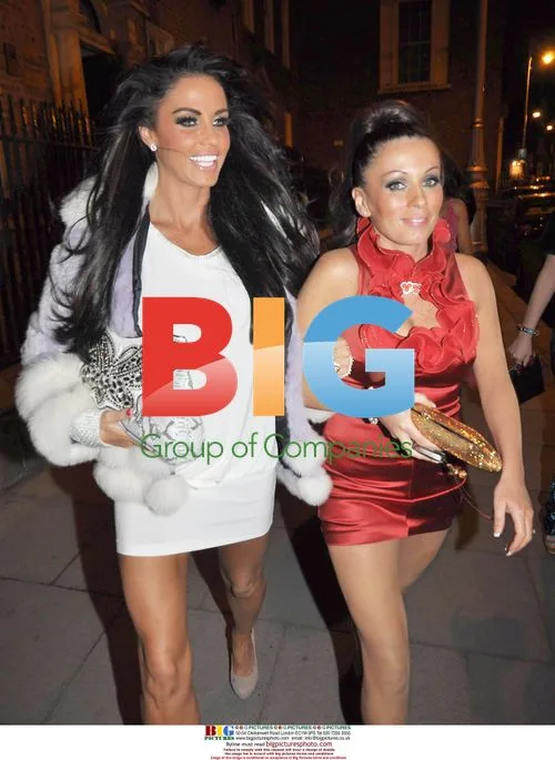 Katie Price Departs Dublin Hotel