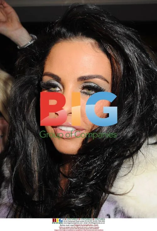 Katie Price Leaving Dublin Hotel