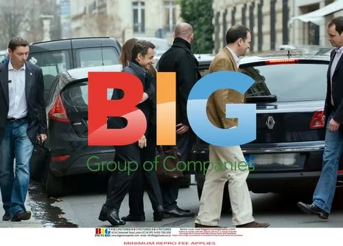 Nicolas and Carla Sarkozy spend day in Paris