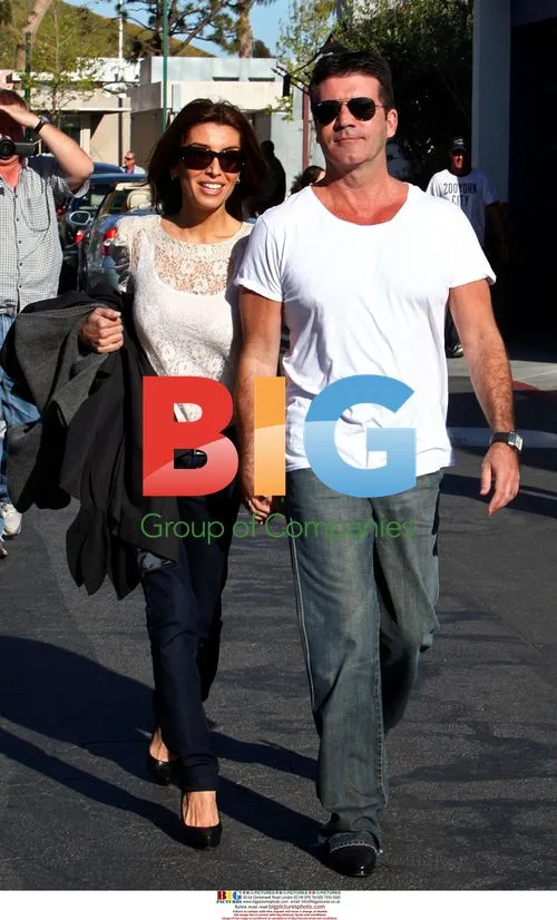 Simon Cowell and Mezhgan Hussainy Shopping in Malibu