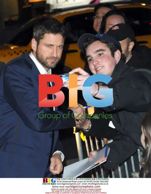 Gerard Butler at 'Bounty Hunter' Party