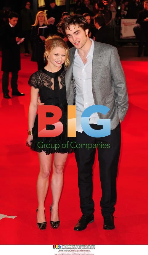 Emilie de Ravin and Robert Pattinson at "Remember Me" Premiere