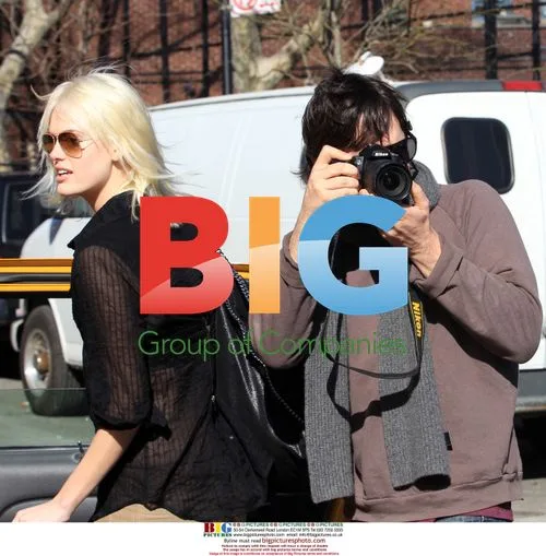 Zach Braff and Taylor Bagley Lunch in NYC