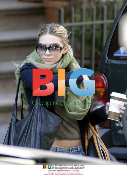 Ashley Olsen Leaving NYC Apartment