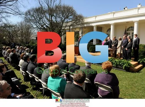 Obama Signs Hire Act in Rose Garden