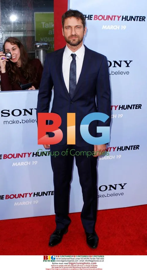 The Bounty Hunter premiere