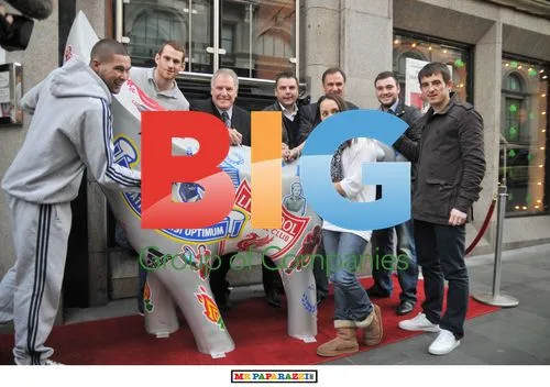 Leighton Baines Launches Rhys Jones Youth Centre Fundraiser