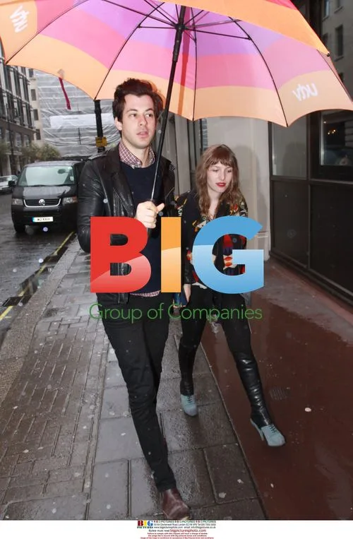 Mark Ronson with Girlfriend