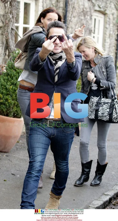 Kate Moss and Jamie Hince at Pub Lunch