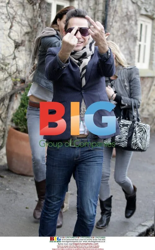 Kate Moss and Jamie Hince at Pub