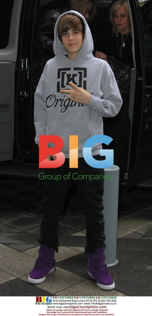 Justin Bieber Exits BET in NYC