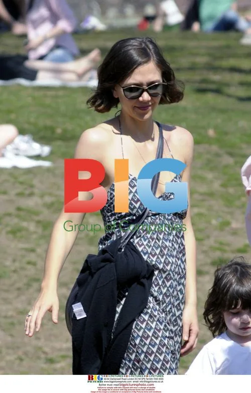 Maggie Gyllenhaal and daughter Ramona in park