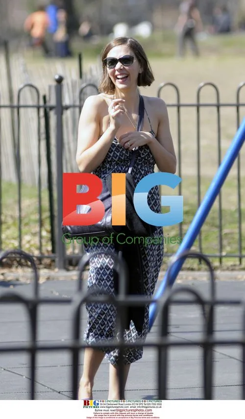 Maggie Gyllenhaal with daughter Ramona at Prospect Park