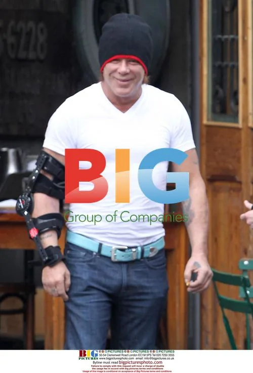 Mickey Rourke Smoking Outside NYC Restaurant
