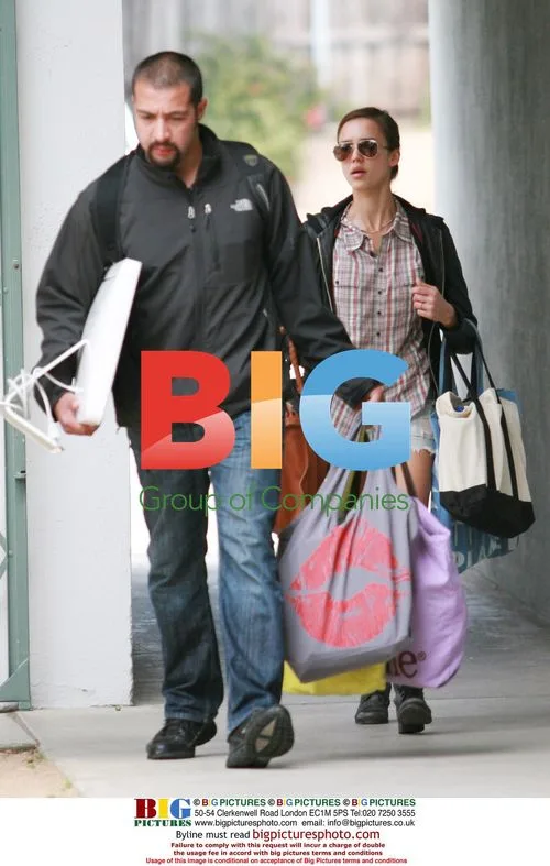 Jessica Alba gets coffee in Brentwood