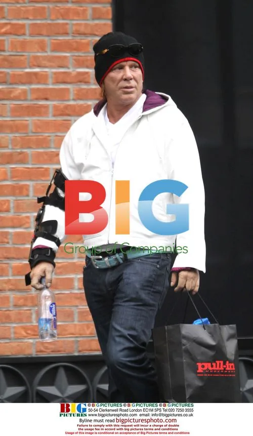 Mickey Rourke Shopping in NYC
