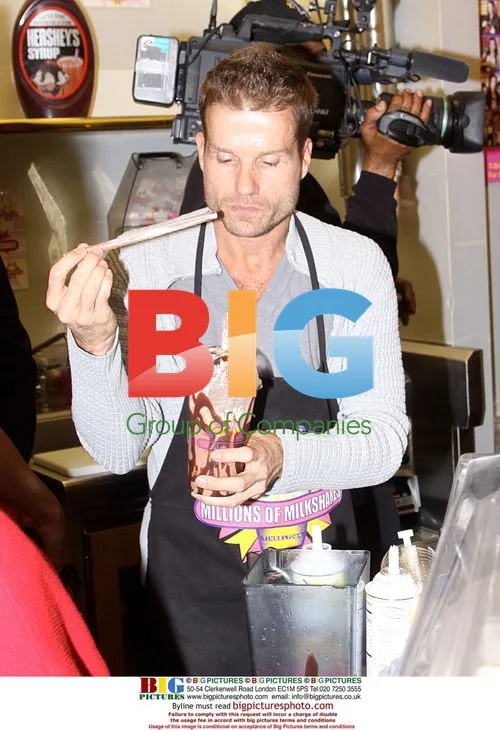 Louis van Amstel at Millions of Milkshakes party
