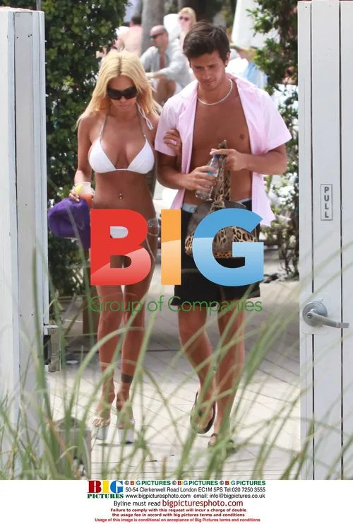 Shauna Sands and Boyfriend in Miami Beach