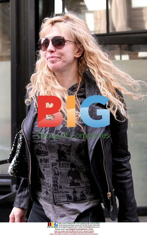 Courtney Love Leaving NYC Office