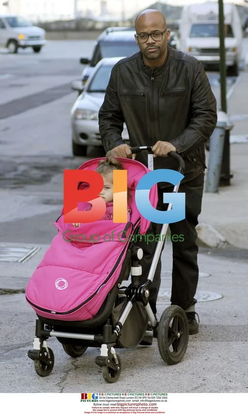 Damon Dash Out with Family in NYC