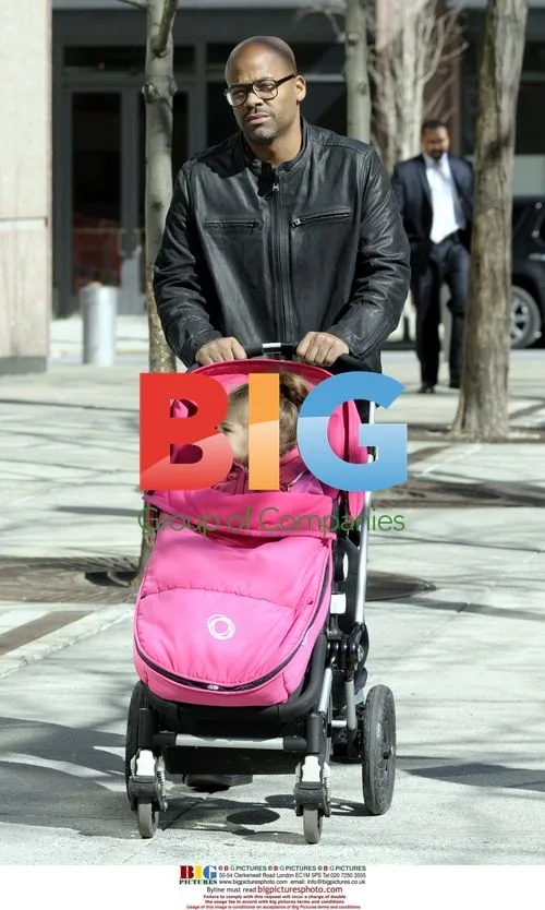 Damon Dash Spotted Out with Family in NYC
