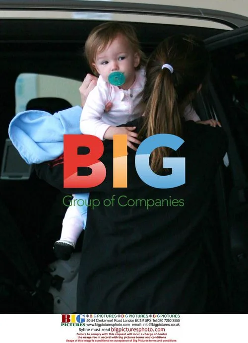 Jennifer Garner and Seraphina Affleck at school drop-off