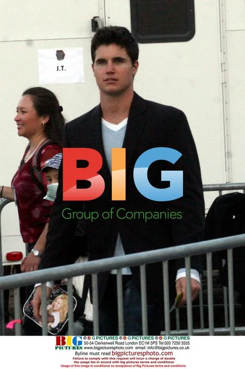 Robbie Amell at 2010 Kids Choice Awards