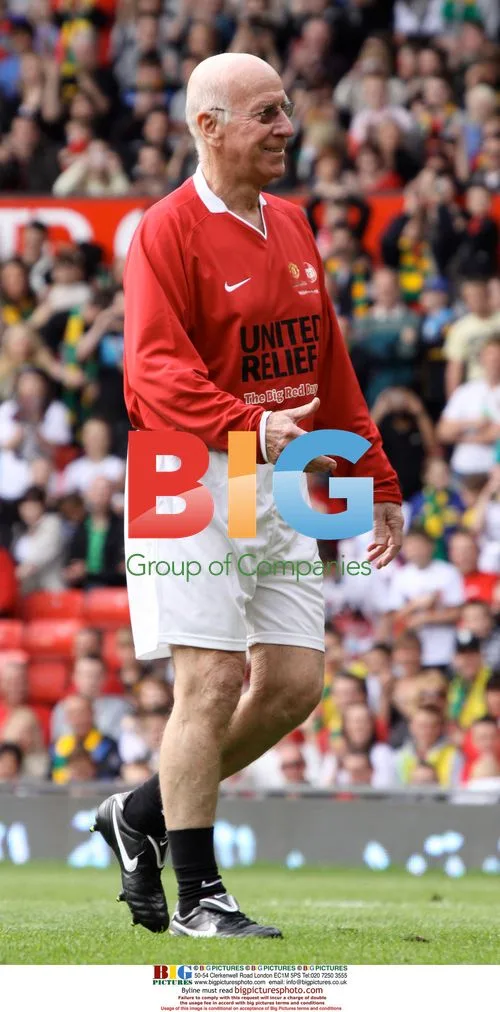 Bobby Charlton at United Relief Live Charity Match