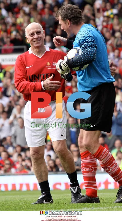 Manchester United XI vs The Rivals Charity Match