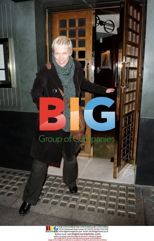 Eurythmics Leaving the Ivy in London