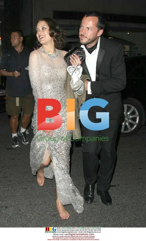 Marion Cotillard Barefoot After Gala