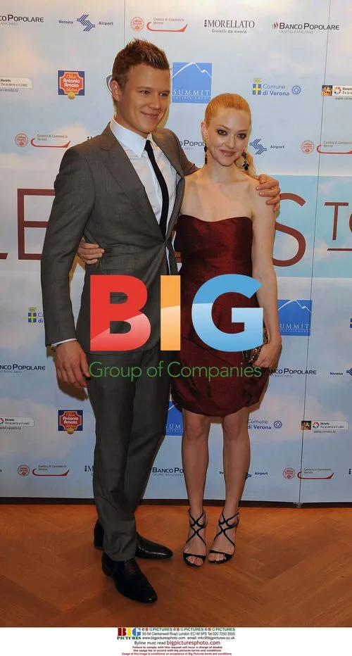 Amanda Seyfried and Christopher Egan at "Letters to Juliet" Premiere