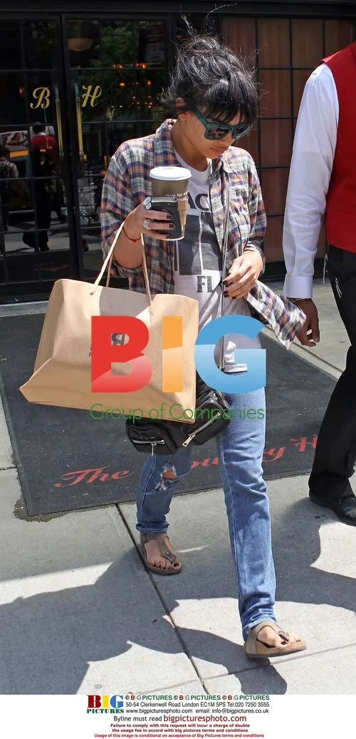 Zoe Kravitz Shopping in NYC