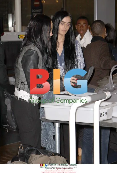 Lindsay Lohan and Ali Lohan at LAX