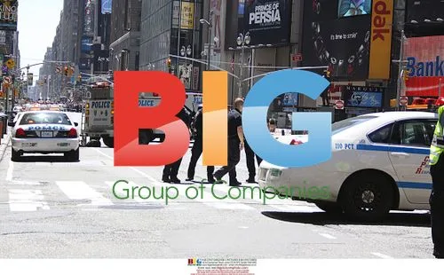 NYPD close down Times Square after bomb scare