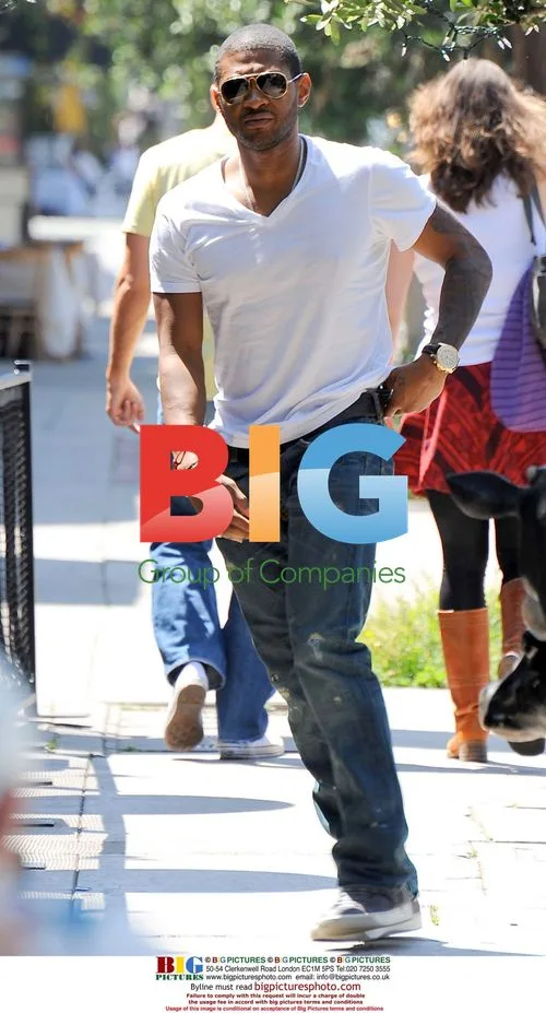 Usher Lunching in LA