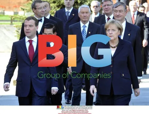 Merkel and Medvedev at Victory Day Parade