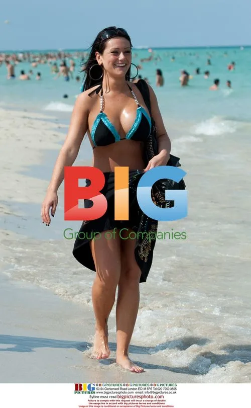 JWoww and boyfriend spotted at Miami Beach