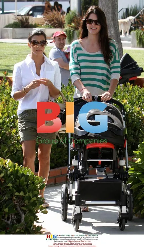 Kardashian-Jenner Shopping Trip