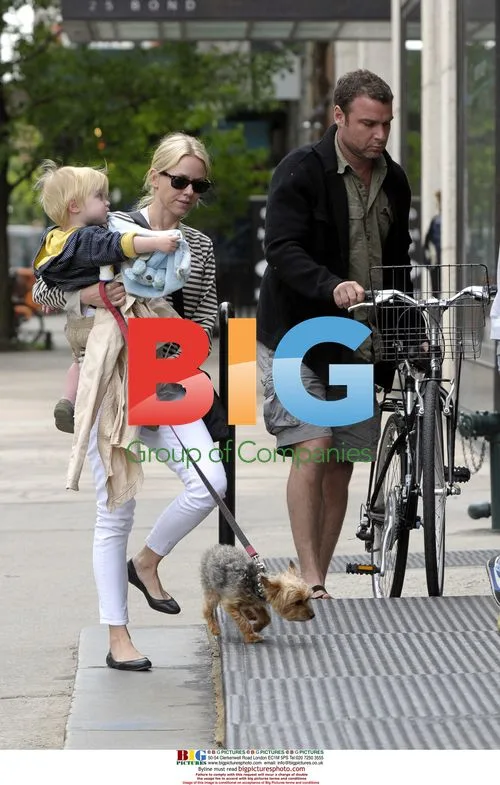 Naomi Watts and Liev Schreiber with Family in NYC