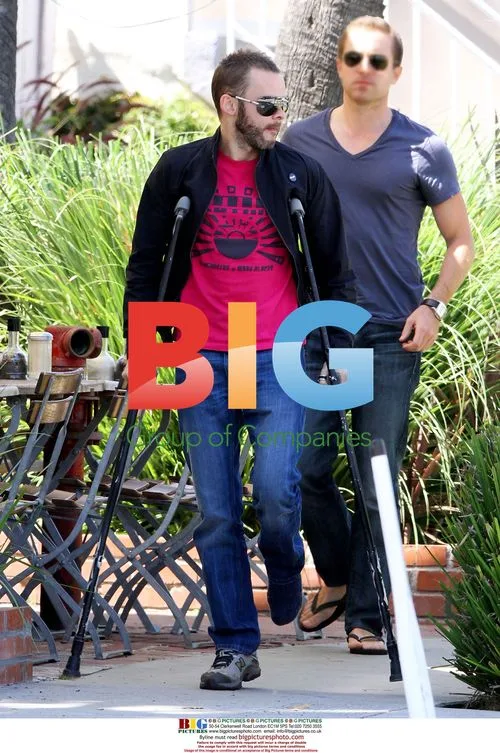 Dominic Monaghan Spotted on Crutches in LA