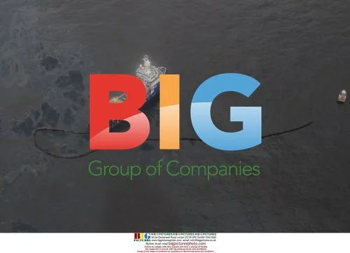 Crews Collect Oil After Deepwater Horizon Spill