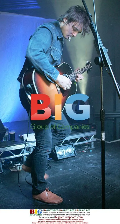 Pete Doherty Performs in Darlington