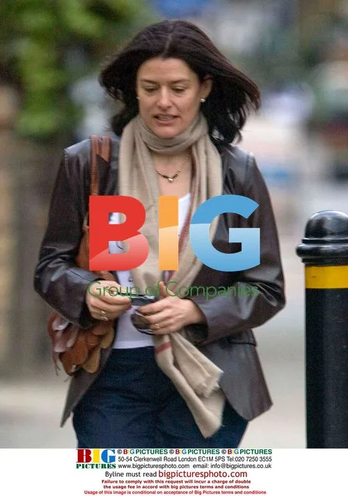 Nick Clegg's wife Miriam Gonzalez leaves home