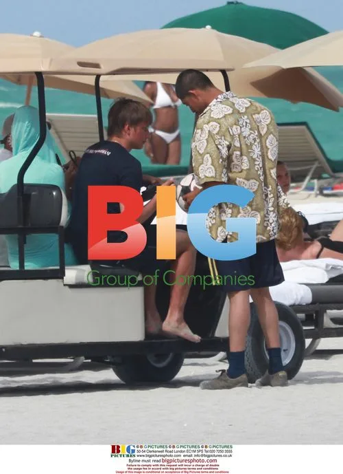 Andrei Arshavin & Wife at Miami Beach