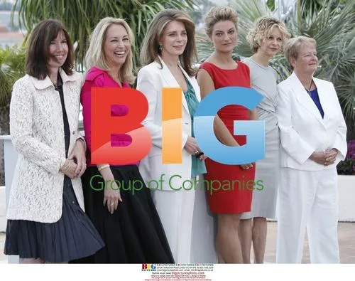Diane Weyermann, Valerie Plame Wilson et al. at "Countdown to Zero" Photocall
