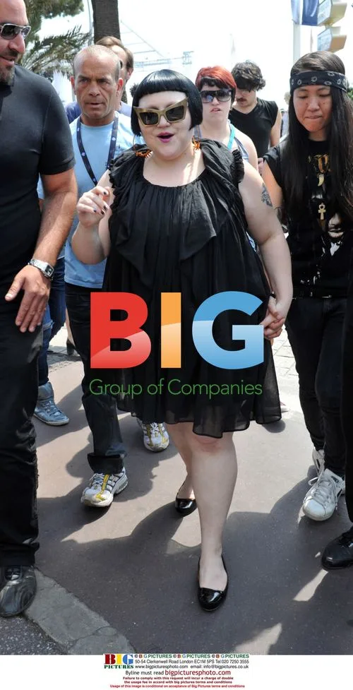 Beth Ditto rehearsing before Gossip performance