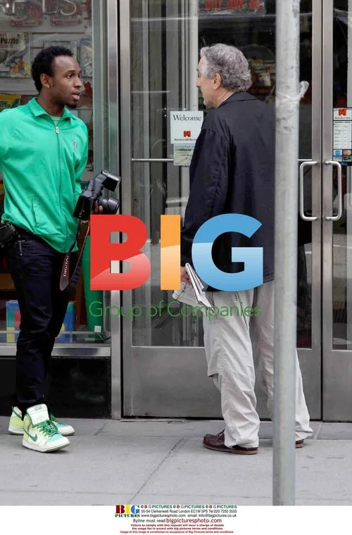 Robert De Niro Argues with Photographer